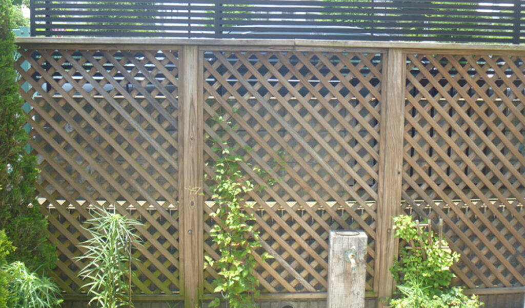 植栽豊かな花壇へのリフォーム