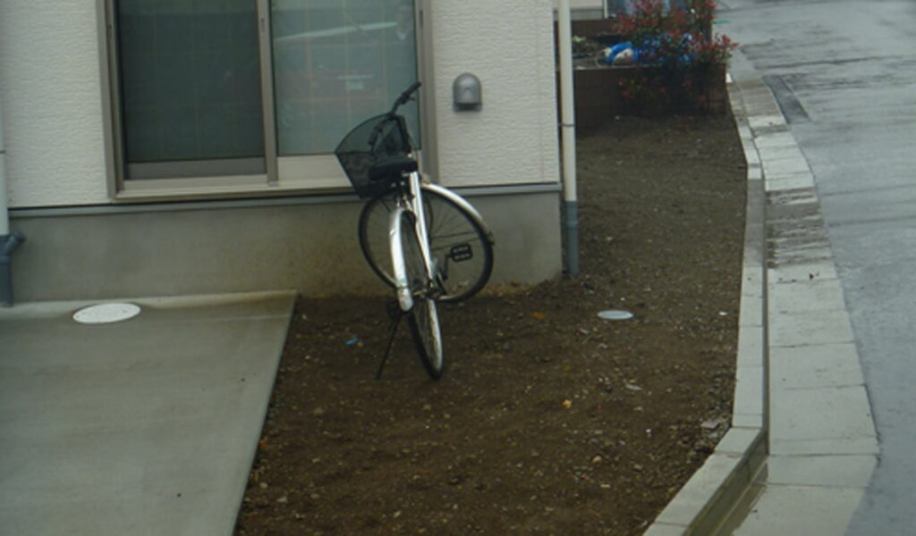 土地の形状を活かしたモダン新築外構