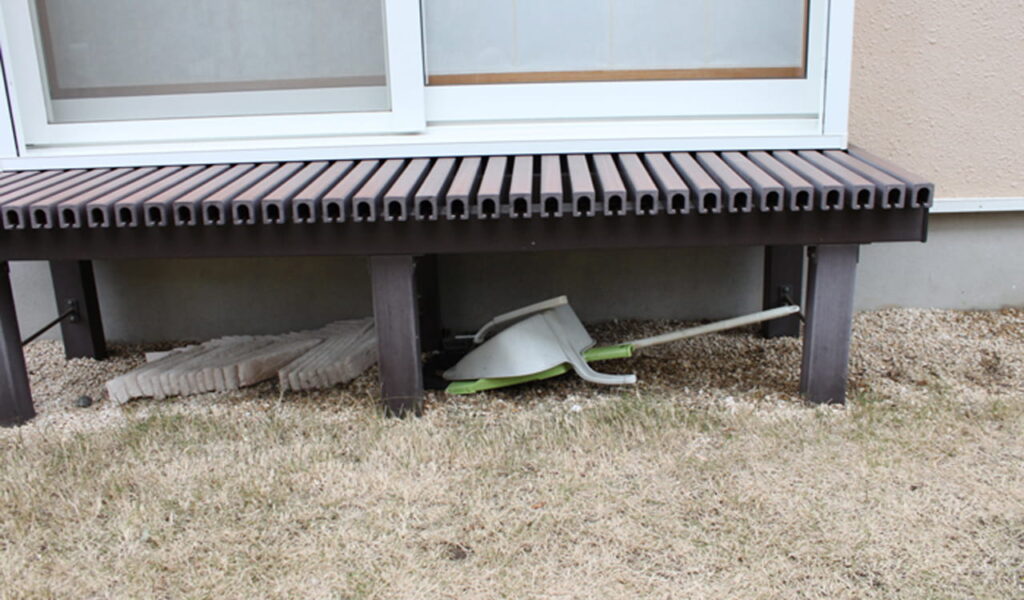 スピーディーな駐車スペース増設とお庭の有効活用