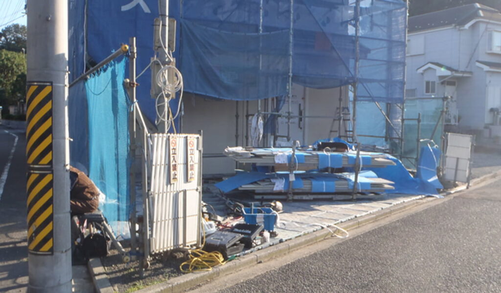 自然石とレンガ使いの外構工事