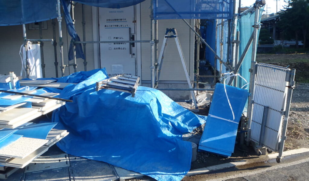 自然石とレンガ使いの外構工事