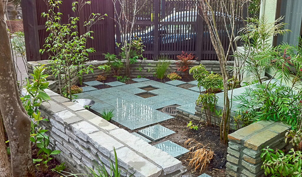 手間いらずのナチュラルガーデン