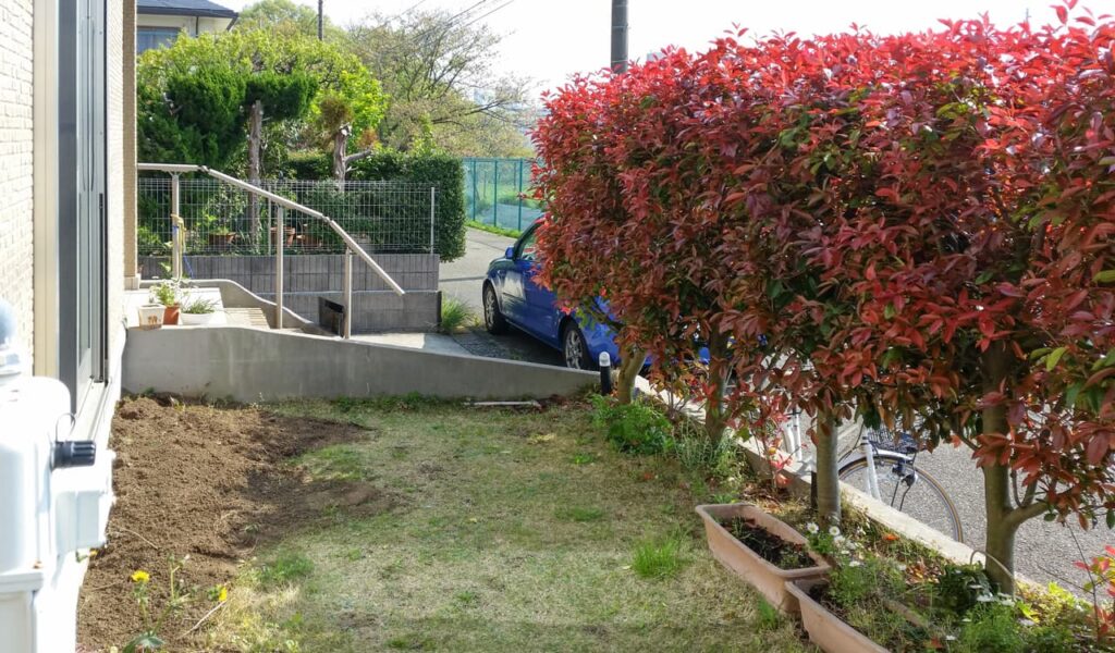 ライティングで彩るデッキガーデン