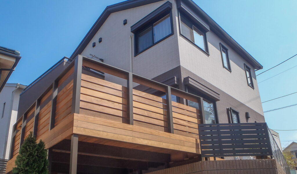 車庫上スカイデッキで安全と美観を両立