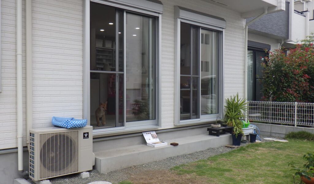 湘南の風を感じるウリン材ウッドデッキの外構工事