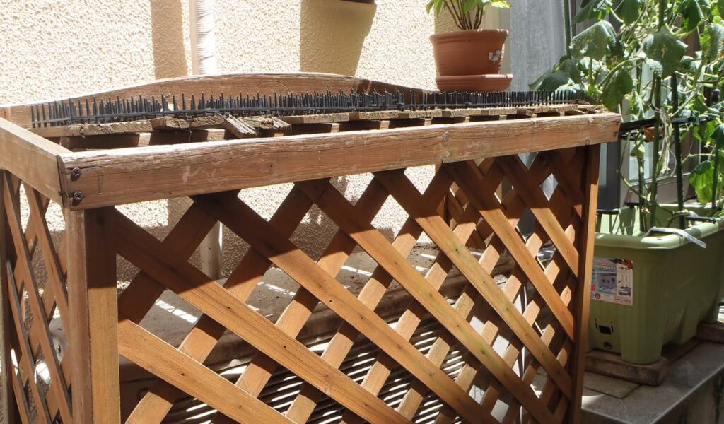 段差解消とプライバシー確保のウッドデッキリフォーム