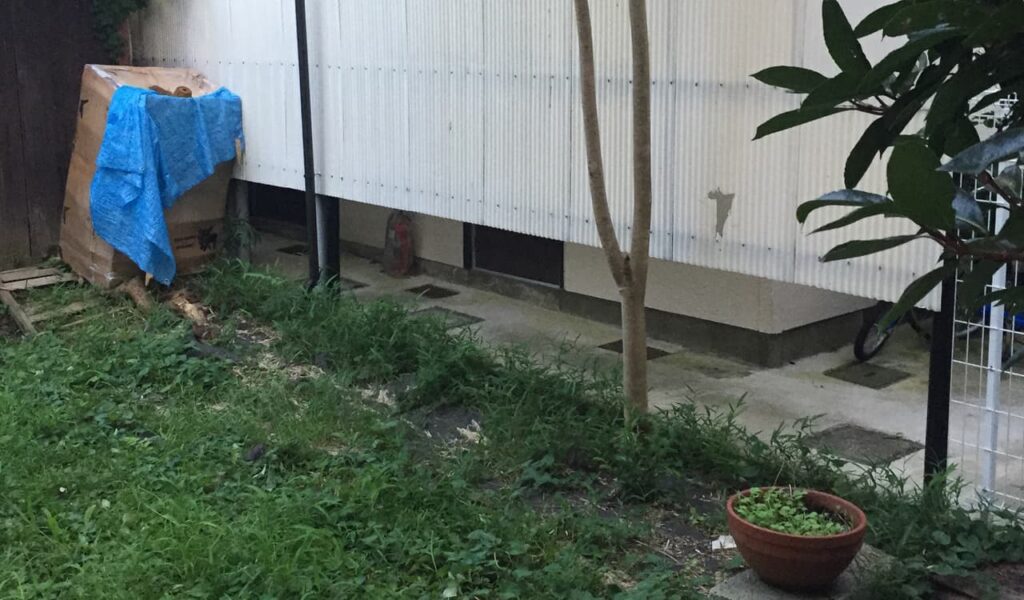 せせらぎを楽しむ和庭とアウトドアリビング