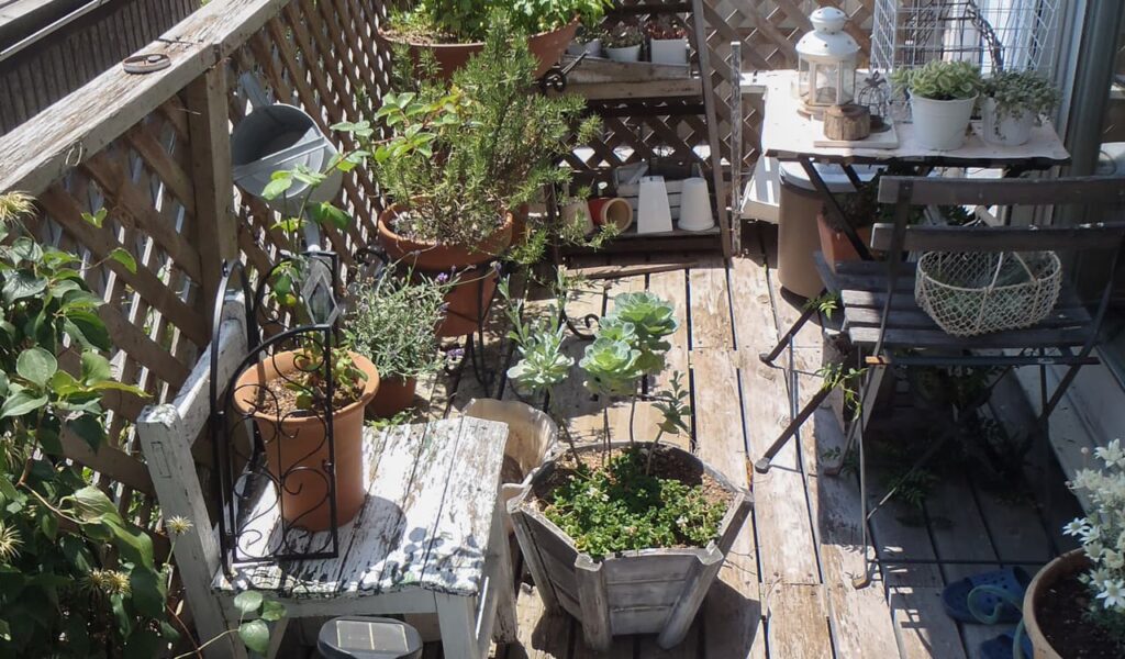 高台の絶景を活かしたウッドデッキリフォーム