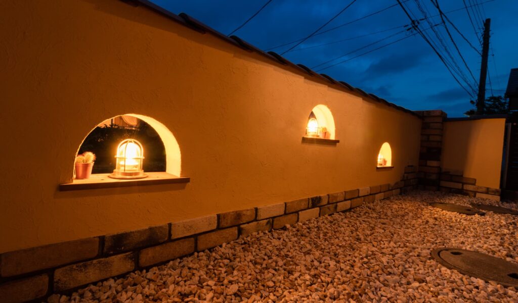 既存の雰囲気に合わせた目隠し塀