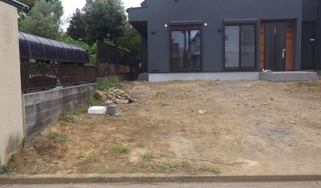 新築二世帯住宅のスタイリッシュな外構工事