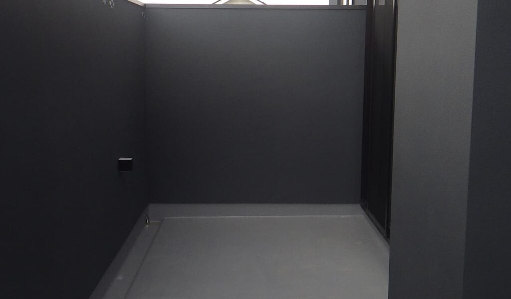 新築二世帯住宅のスタイリッシュな外構工事