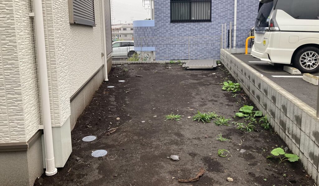 直線で魅せるスタイリッシュな新築外構