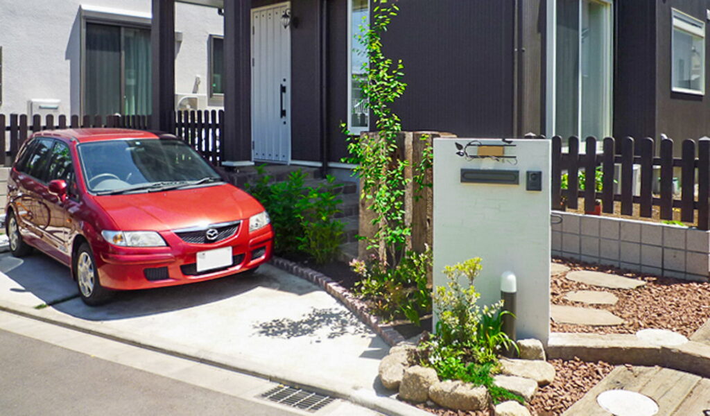 明るく楽しく過ごす自然素材×植栽エクステリア外構工事