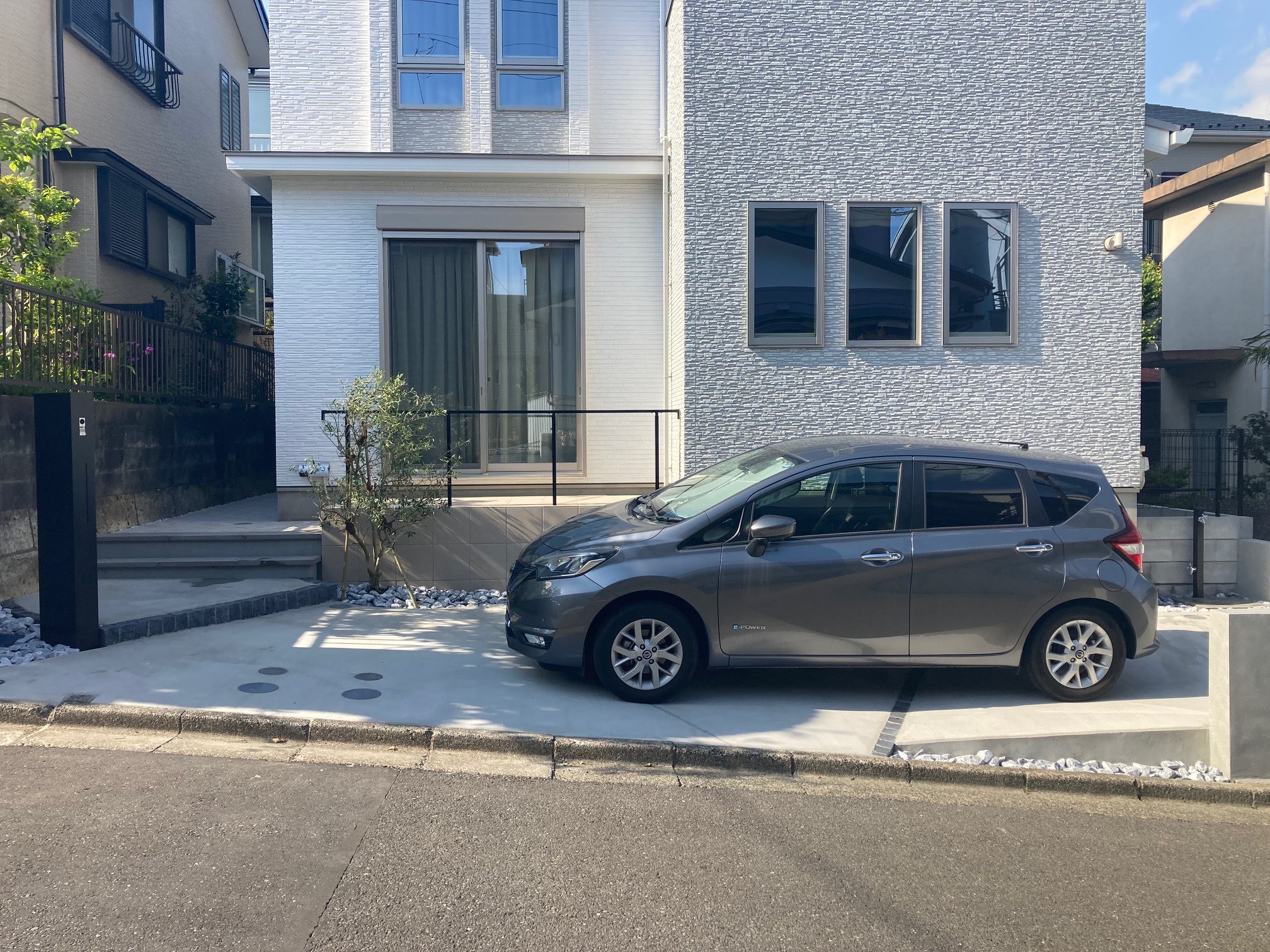 駐車スペースの施工事例1
